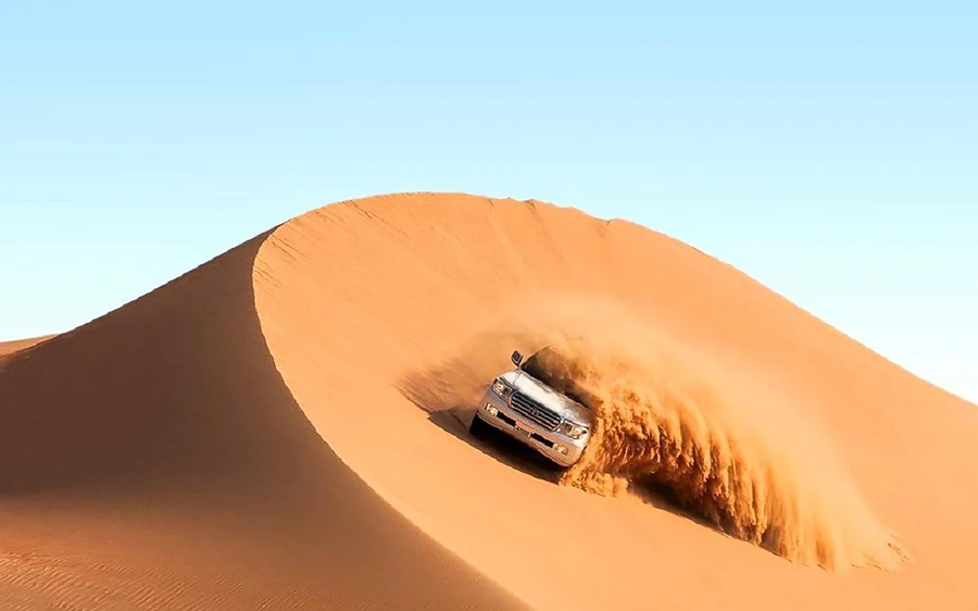 Dubai: Safari, Quad-Bike, Kamelritt und Buffet-Dinner