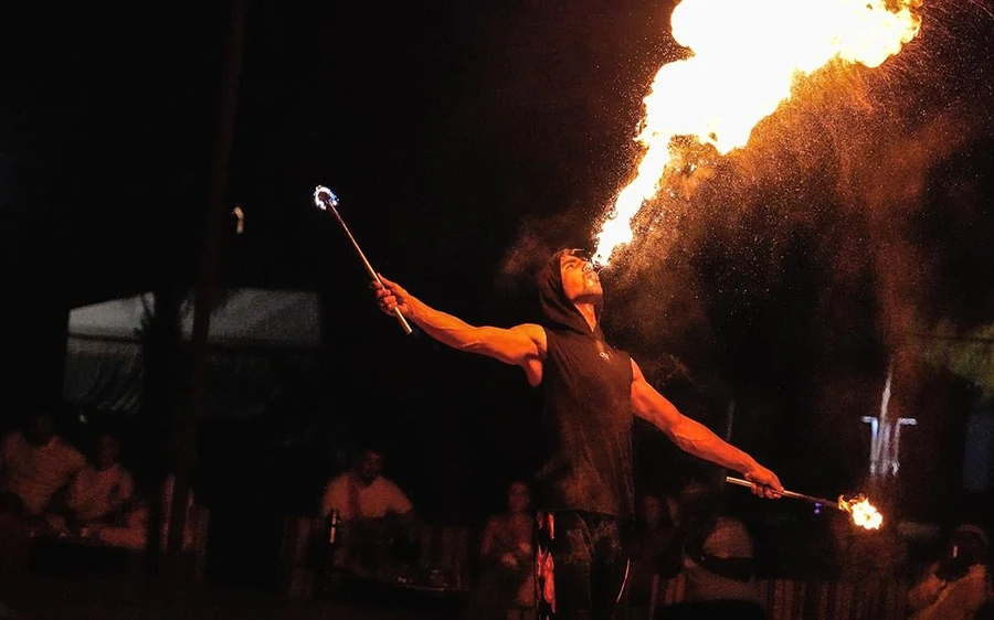 Dubai: Desert Safari, Camel Ride, BBQ Dinner & Live Show